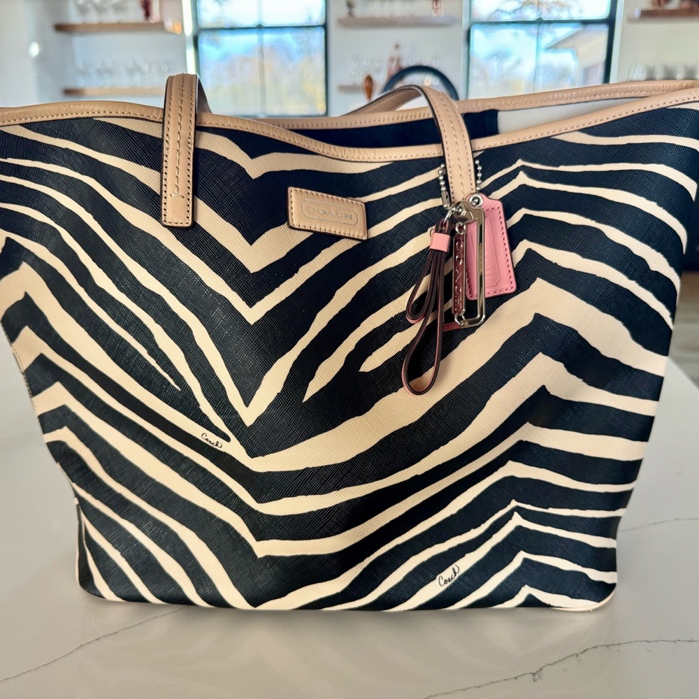 Coach Tote